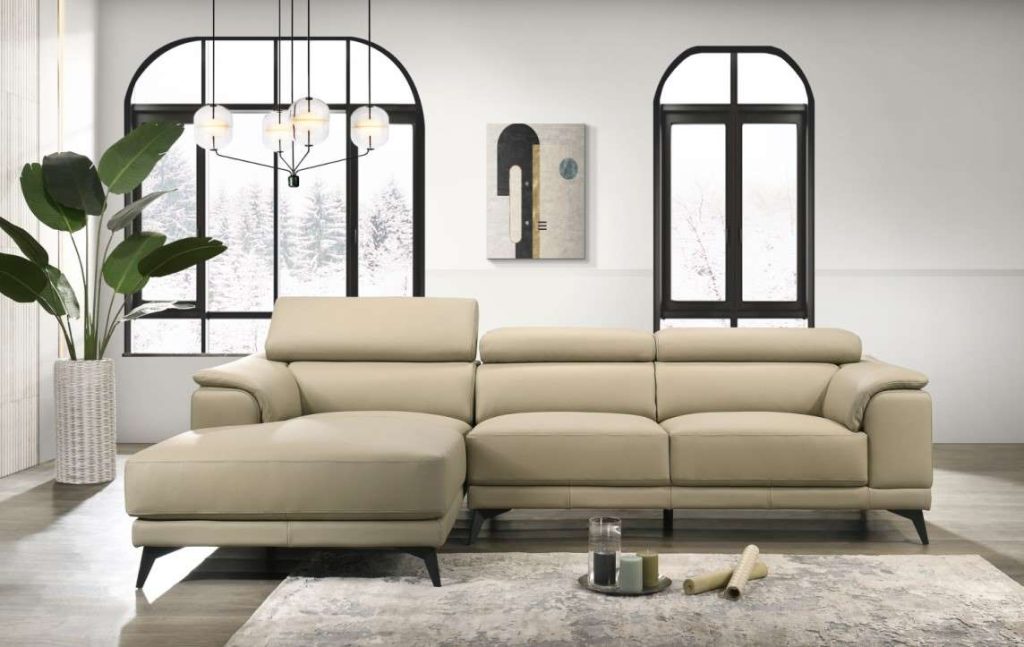 Kinsley sectional